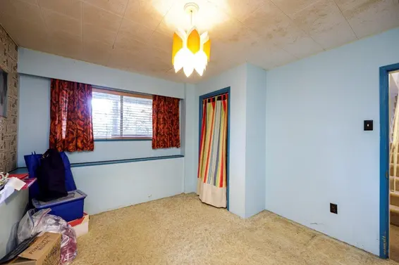 90 Oceanview Road, Lions Bay For Sale - image 28