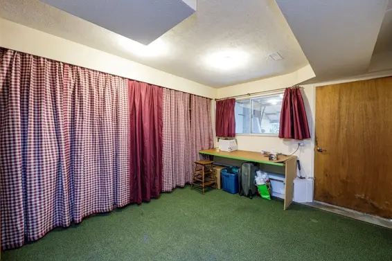 90 Oceanview Road, Lions Bay For Sale - image 29