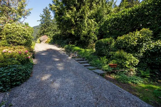 90 Oceanview Road, Lions Bay For Sale - image 35