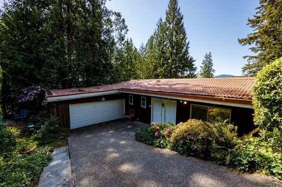 90 Oceanview Road, Lions Bay For Sale - image 36