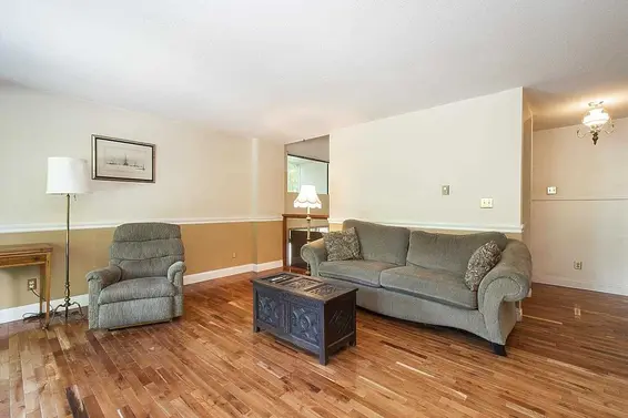 2105 Banbury Road, North Vancouver For Sale - image 5