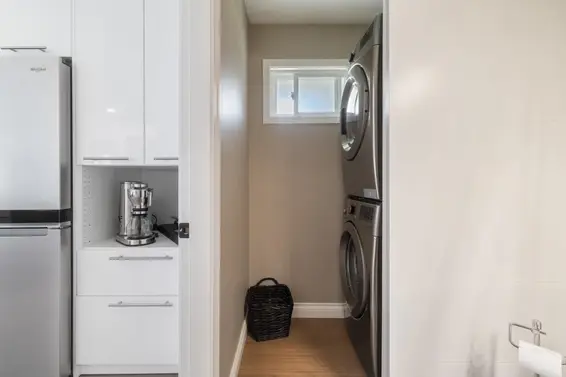 4168 Sunset Boulevard, North Vancouver For Sale - image 13