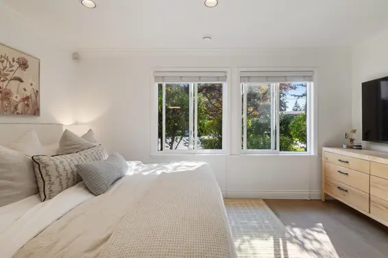 4168 Sunset Boulevard, North Vancouver For Sale - image 17