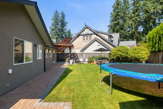 4168 Sunset Boulevard, North Vancouver For Sale - image 26