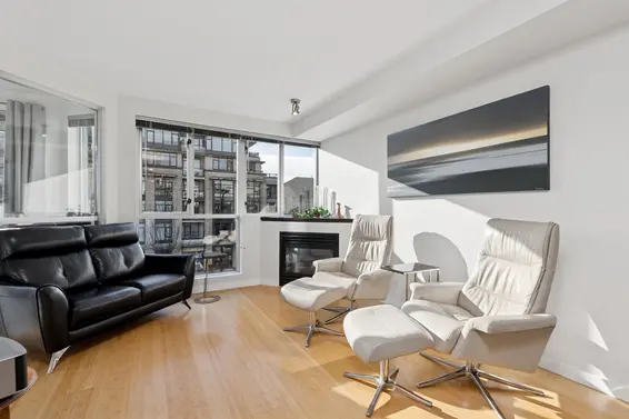 311 122 East 3rd Street, North Vancouver For Sale - image 2