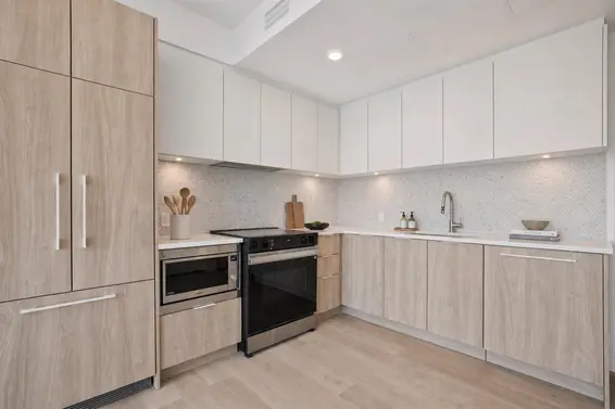 205 1616 Lloyd Avenue, North Vancouver For Sale - image 3