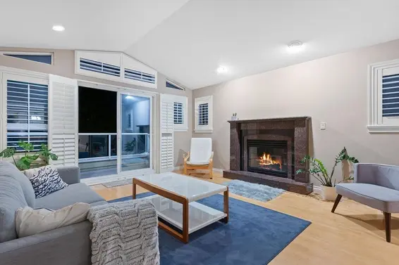2517 Marine Drive, West Vancouver For Sale - image 2
