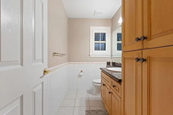 2517 Marine Drive, West Vancouver For Sale - image 22
