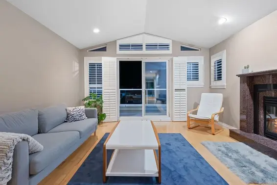 2517 Marine Drive, West Vancouver For Sale - image 3