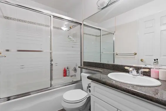 2517 Marine Drive, West Vancouver For Sale - image 31