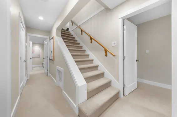 396 East Keith Road, North Vancouver For Sale - image 19