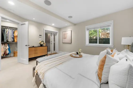 396 East Keith Road, North Vancouver For Sale - image 22