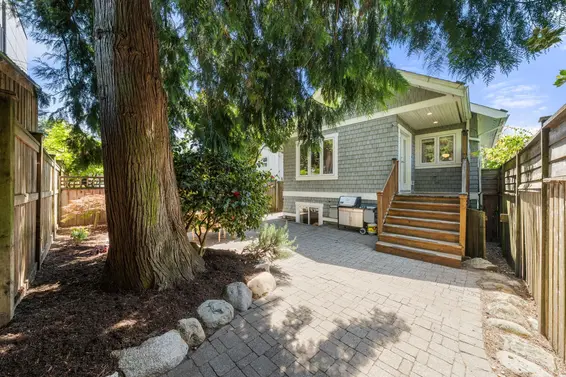 396 East Keith Road, North Vancouver For Sale - image 32