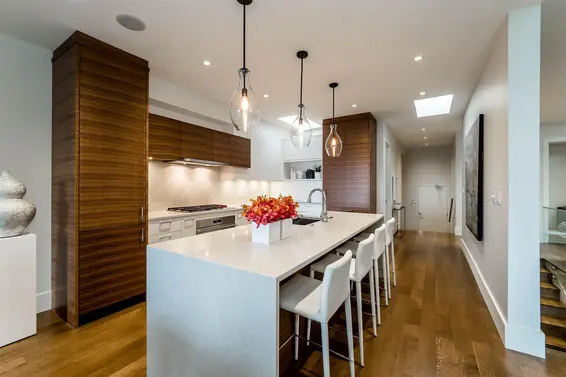 2336 Folkestone Way, West Vancouver For Sale - image 2