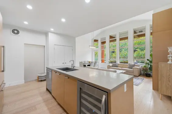 506 3606 Aldercrest Drive, North Vancouver For Sale - image 12
