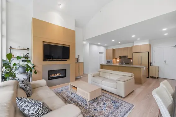 506 3606 Aldercrest Drive, North Vancouver For Sale - image 5