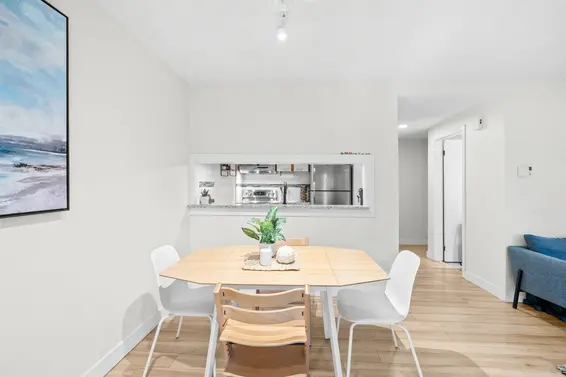 3192 Mountain Highway, North Vancouver For Sale - image 12