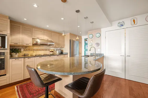 102 2274 Folkestone Way, West Vancouver For Sale - image 18