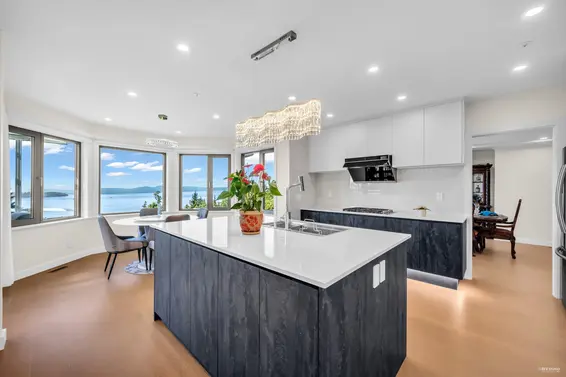2662 Chelsea Place, West Vancouver For Sale - image 18