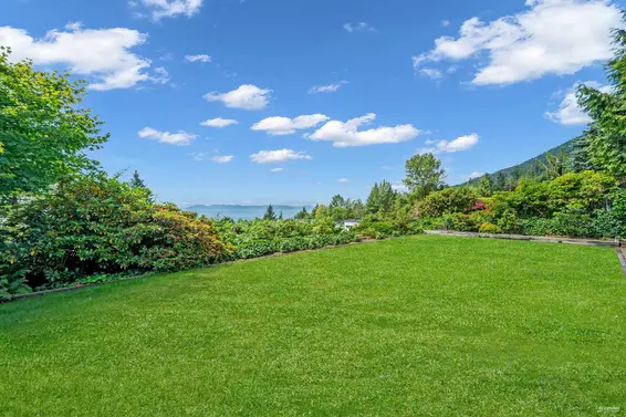 2662 Chelsea Place, West Vancouver For Sale - image 36