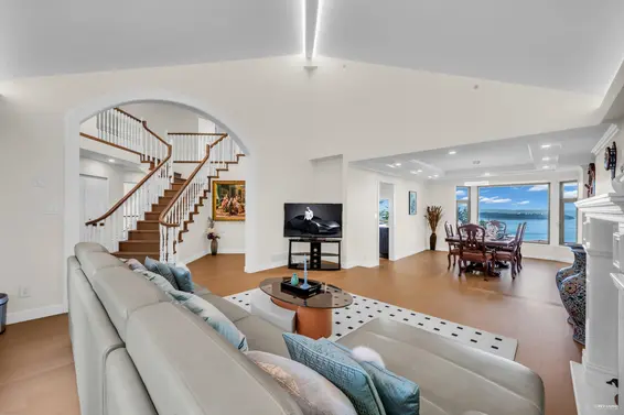 2662 Chelsea Place, West Vancouver For Sale - image 7