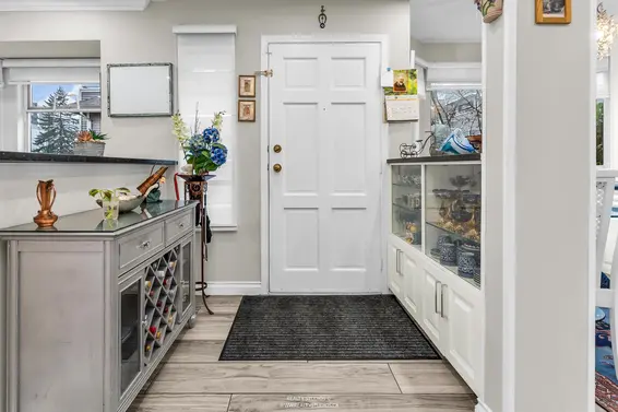 6 220 East Keith Road, North Vancouver For Sale - image 16