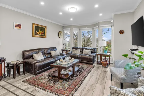 6 220 East Keith Road, North Vancouver For Sale - image 17