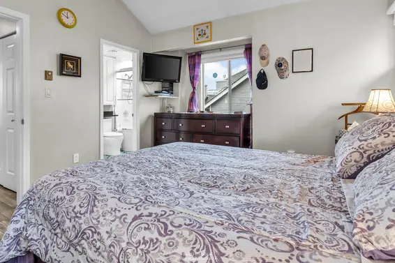 6 220 East Keith Road, North Vancouver For Sale - image 23