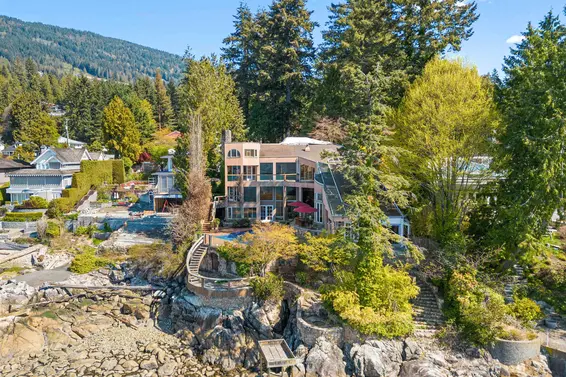 3120 Travers Avenue, West Vancouver For Sale - image 11