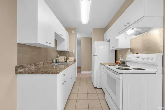 1602 2016 Fullerton Avenue, North Vancouver For Sale - image 14