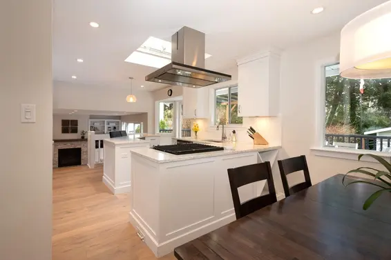 1716 Cascade Court, North Vancouver For Sale - image 10