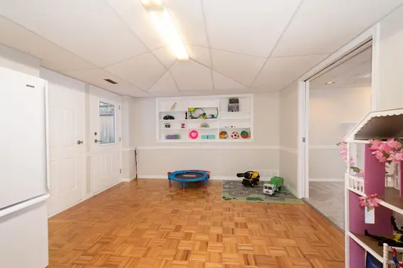 1716 Cascade Court, North Vancouver For Sale - image 28