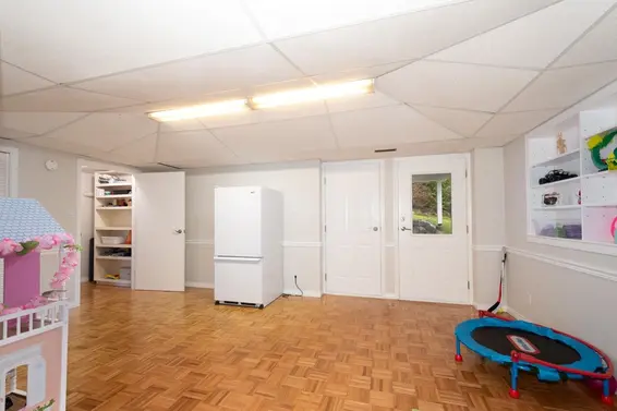 1716 Cascade Court, North Vancouver For Sale - image 29