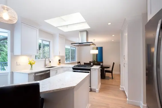 1716 Cascade Court, North Vancouver For Sale - image 5