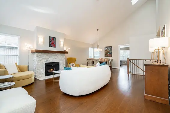 22 4055 Indian River Drive, North Vancouver For Sale - image 2