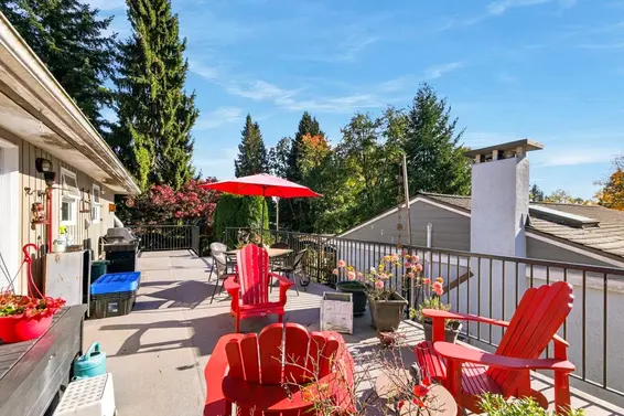 950 Tollcross Road, North Vancouver For Sale - image 17