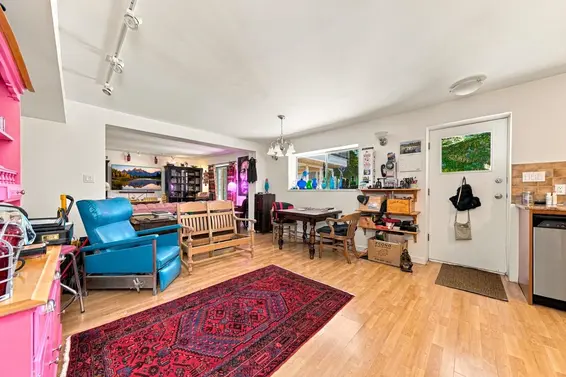 950 Tollcross Road, North Vancouver For Sale - image 19