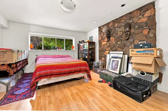 950 Tollcross Road, North Vancouver For Sale - image 21