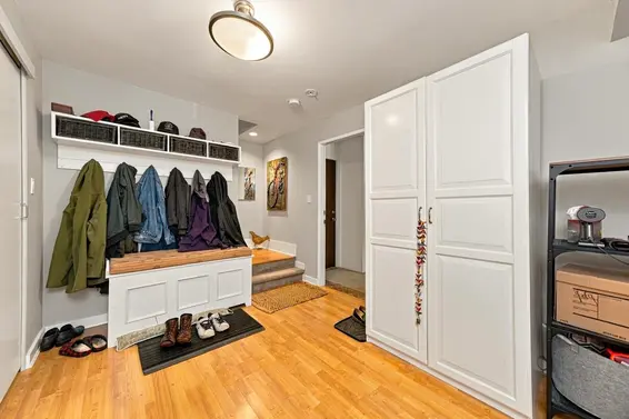 950 Tollcross Road, North Vancouver For Sale - image 27