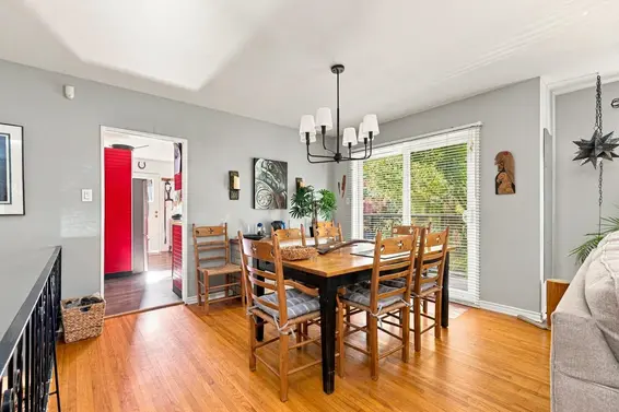 950 Tollcross Road, North Vancouver For Sale - image 6