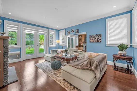 1287 Gordon Avenue, West Vancouver For Sale - image 12