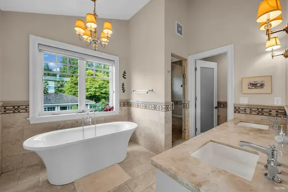 1287 Gordon Avenue, West Vancouver For Sale - image 29