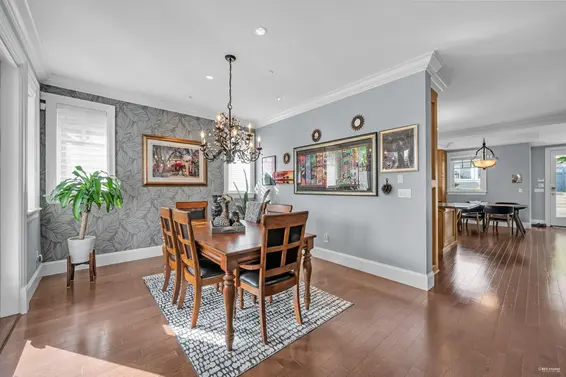 1287 Gordon Avenue, West Vancouver For Sale - image 6