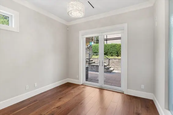2171 Queens Avenue, West Vancouver For Sale - image 16
