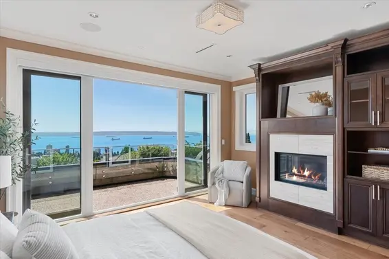 2171 Queens Avenue, West Vancouver For Sale - image 19