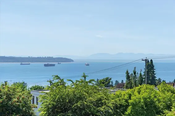 2171 Queens Avenue, West Vancouver For Sale - image 21