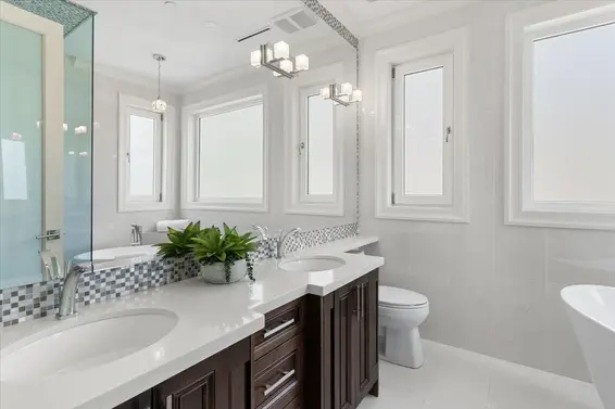 2171 Queens Avenue, West Vancouver For Sale - image 24