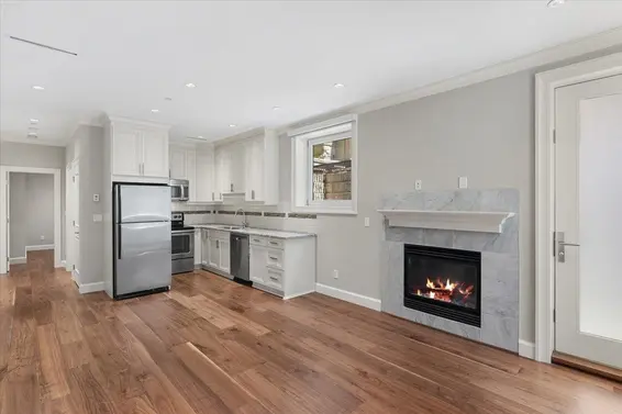 2171 Queens Avenue, West Vancouver For Sale - image 34