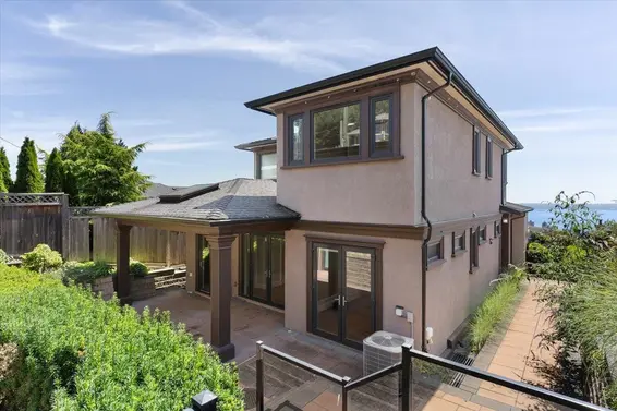 2171 Queens Avenue, West Vancouver For Sale - image 39
