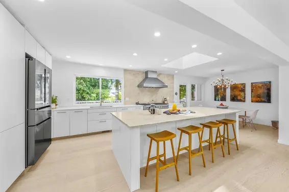 4514 Glenwood Avenue, North Vancouver For Sale - image 5
